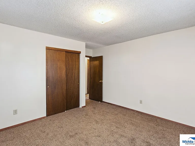 1713 N Arkansas Ave — Photo 8
