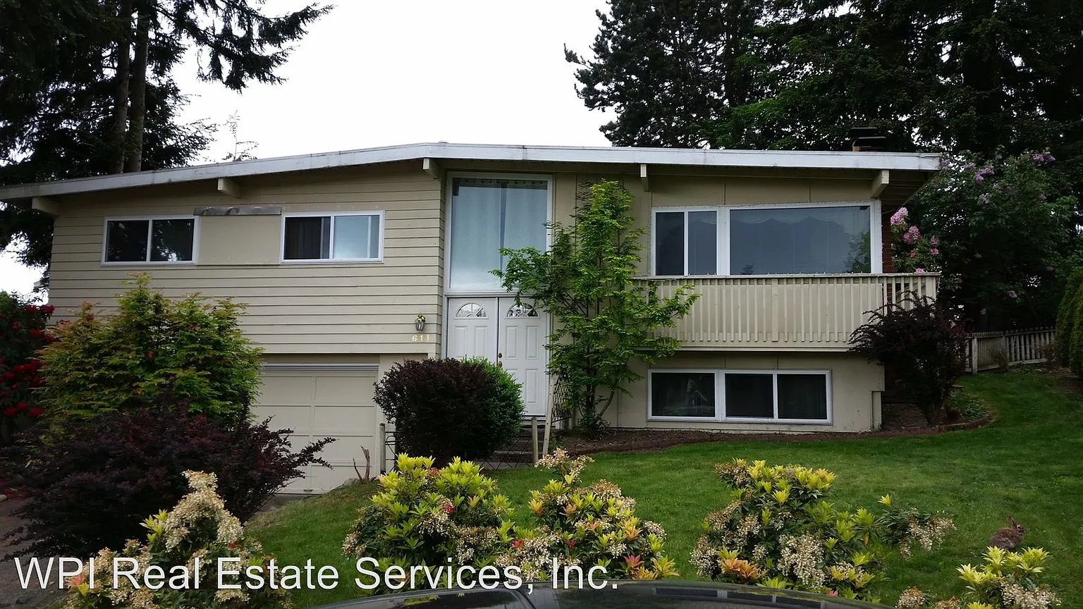 611 170th Pl NE photo 1