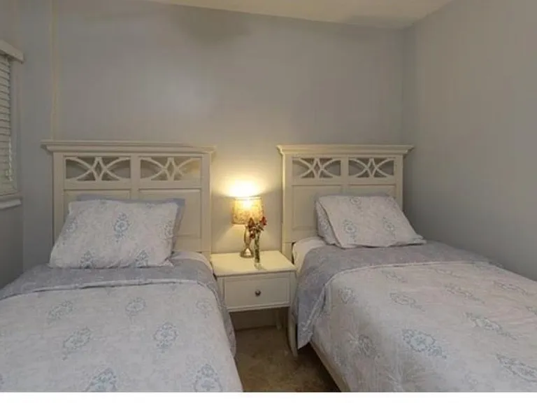 3250 NE 28th St #307 — Photo 9