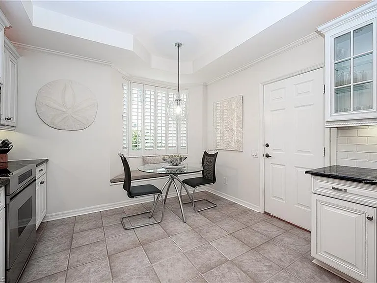 900 L Ambiance Cir #9-106 — Photo 10