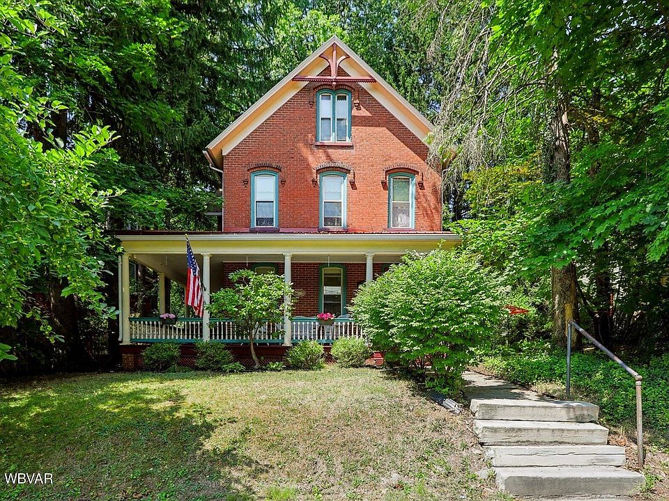 1st image of 717 Hepburn St