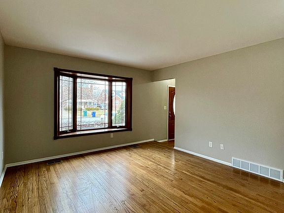 3rd image of 969 Harrison Blvd