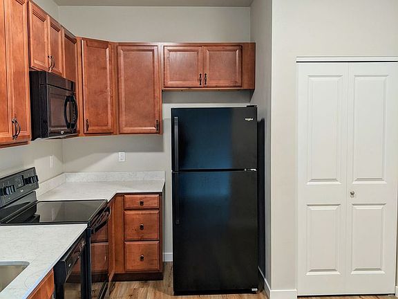4th image of 7425 S D St #8672742