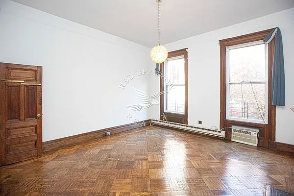 Rented by Red Sparrow Realty Group | media 4