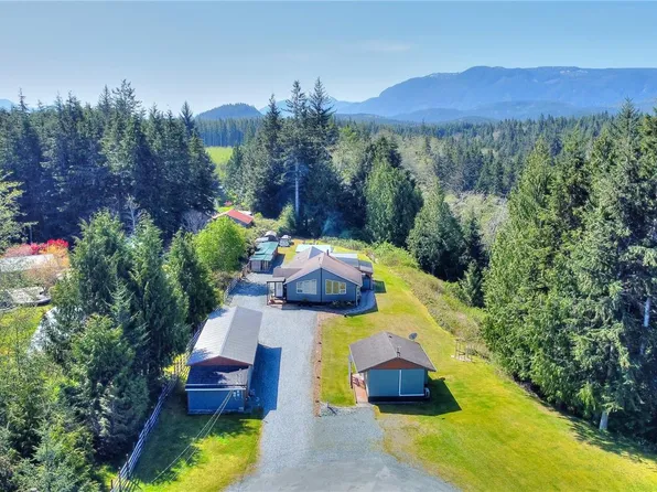1101 Ewen Rd, Mount Waddington, BC V0N 2R0