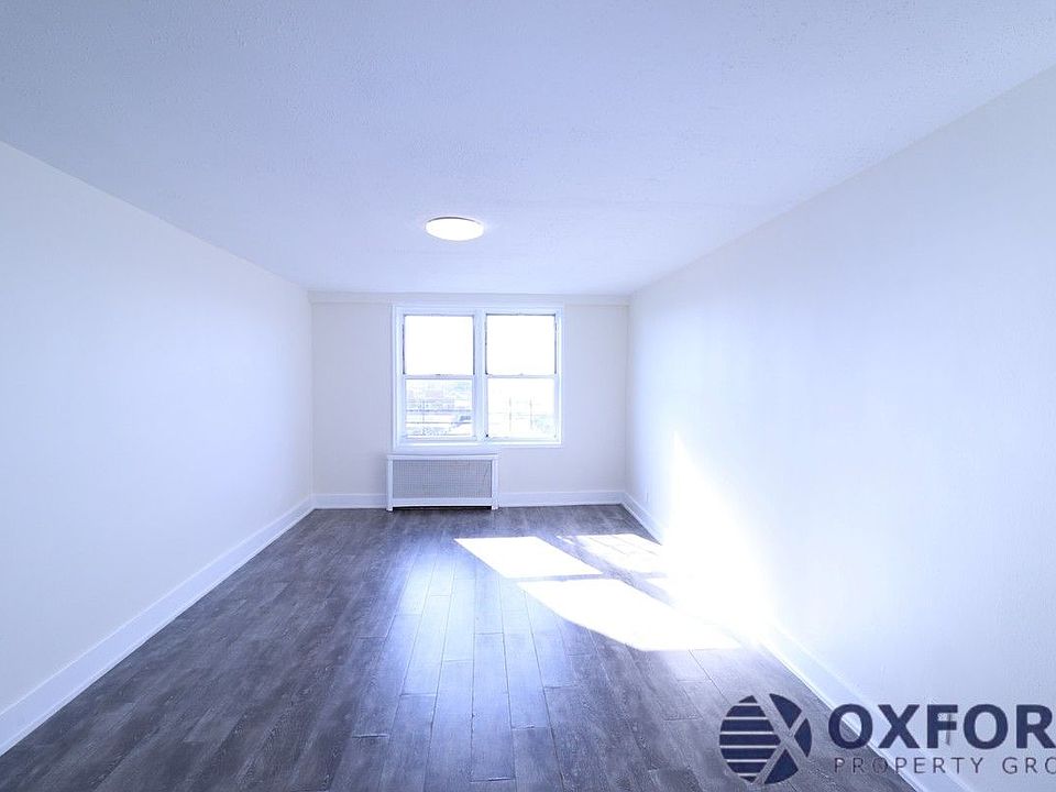 1st image of 4140 Denman St #6R
