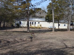 18 Galatians Ln, Reeds Spring, MO 65737