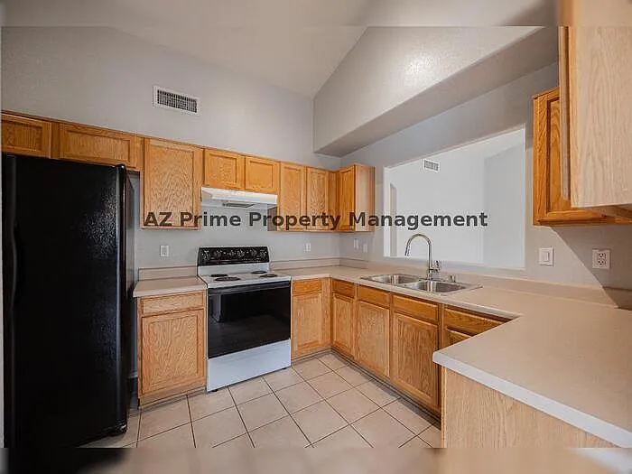 13344 W Desert Ln — Photo 9