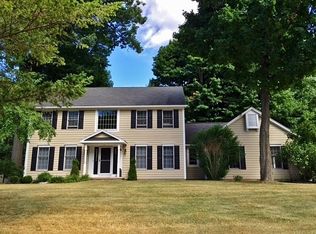 316 Melwood Dr, Rochester, NY 14626