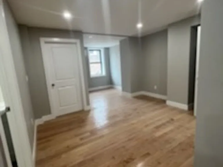 525 Clinton Ave — Photo 11
