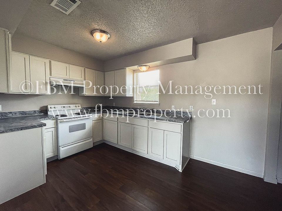 Willow Court / Crusto ms 825 Tehuacana Dr Mexia TX Zillow