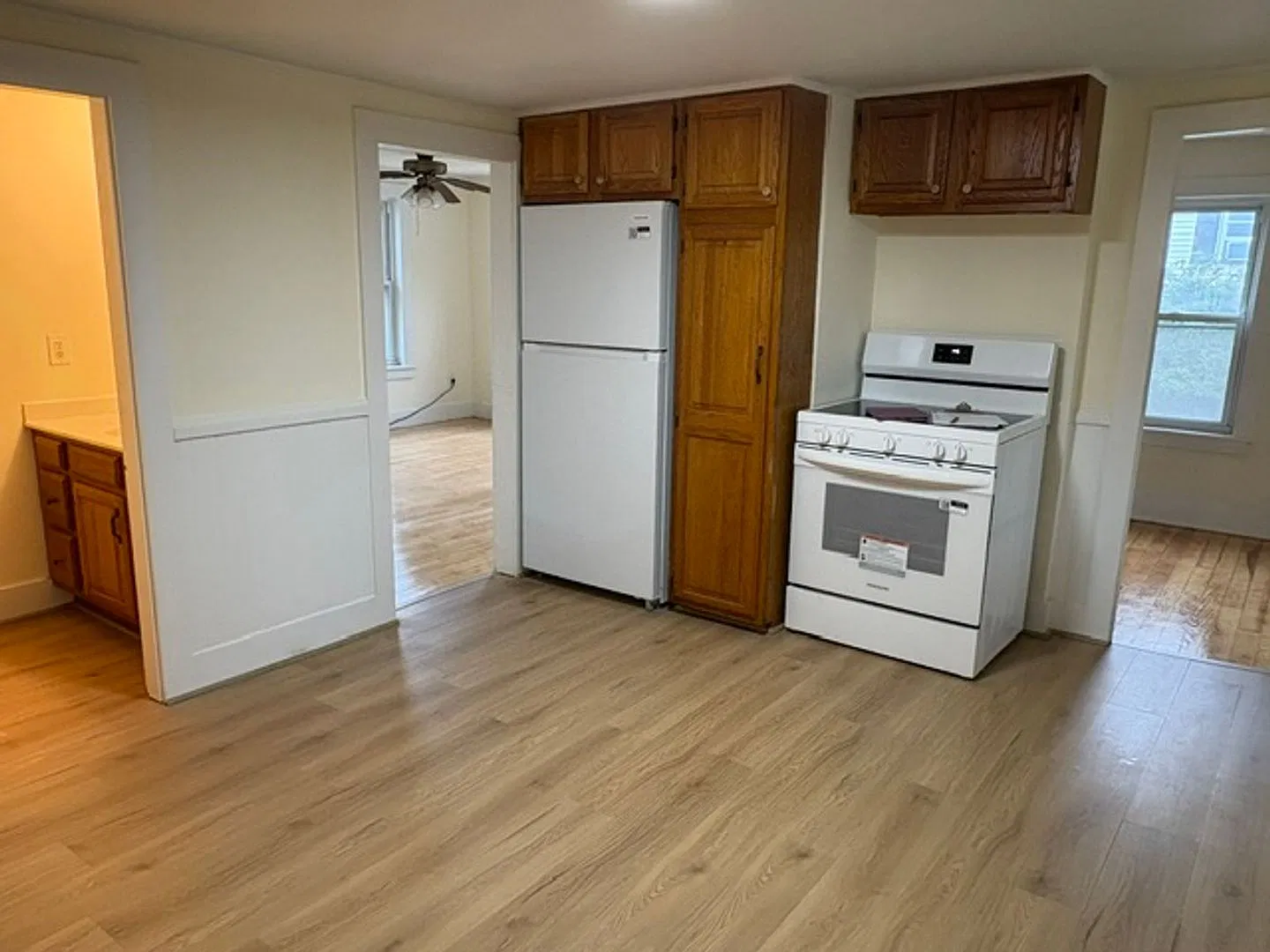 1 Bedroom, 1 Bathroom — Photo 2