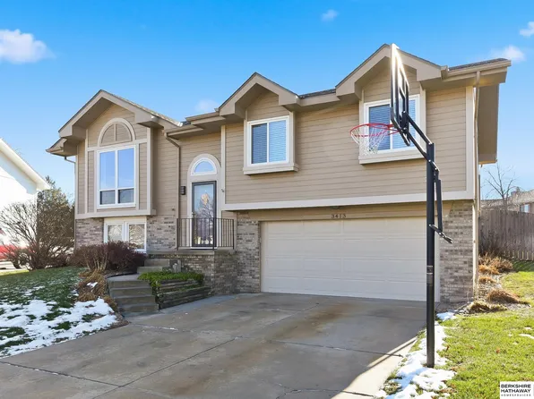 3413 S 152nd St, Omaha, NE 68144
