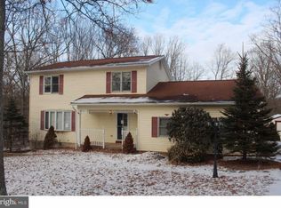 104 Hebula Rd, Milford, PA 18337