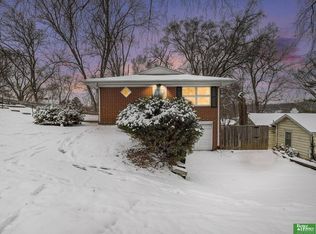 5640 Ruggles St, Omaha, NE 68104