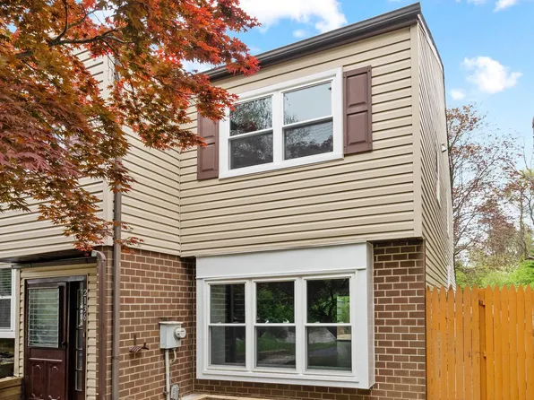 2136 Ash Ln, Lafayette Hill, PA 19444