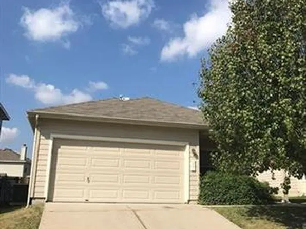 2002 Charlotte Estates Dr, Austin, TX 78744