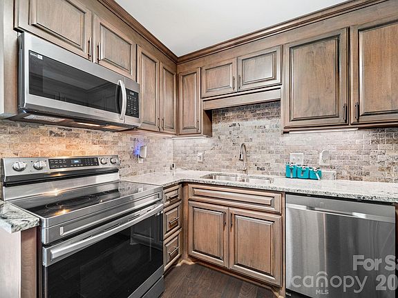 4th image of 549 John Doster Rd