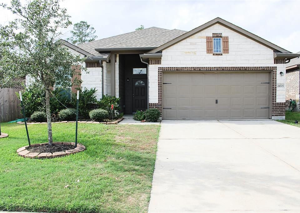 1st image of 21615 Royal Troon Dr