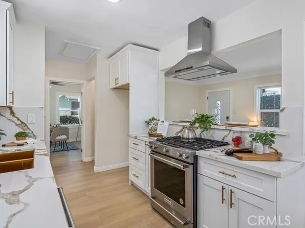 3673 Greenfield Ave, Los Angeles, CA 90034