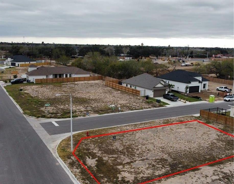 1st image of 8031 N 49th Ln