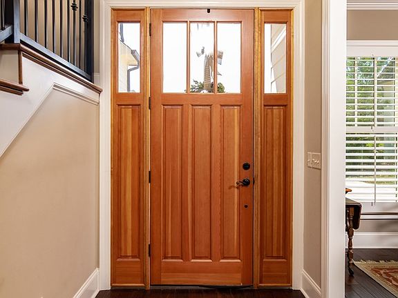 4th image of 309 Abbey Ln
