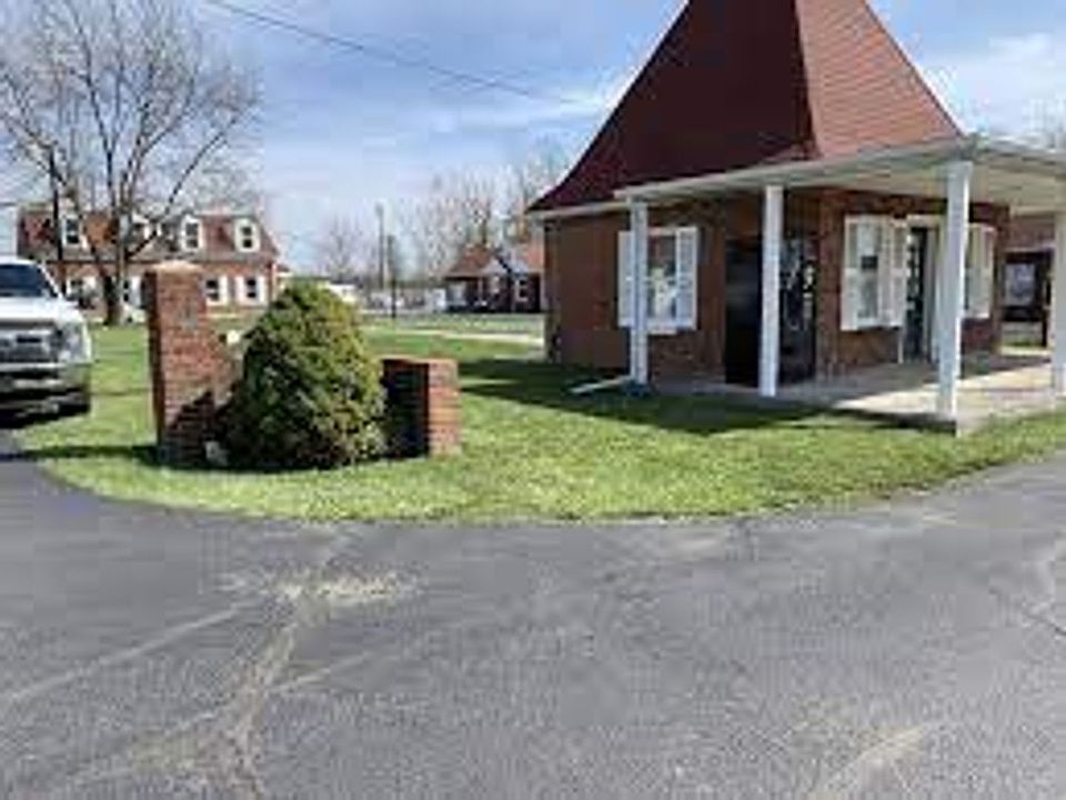 1st image of 5319 S Dixie Hwy #3