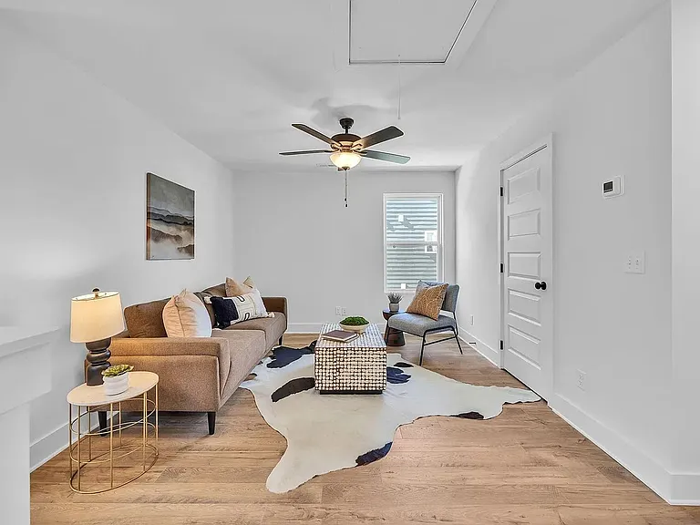 1809 Cotton Way — Photo 7