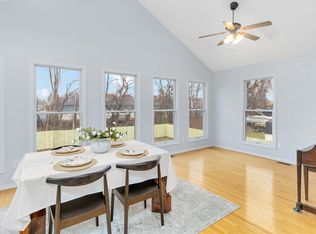 2615 W Chateau Dr, Rogers, AR 72758