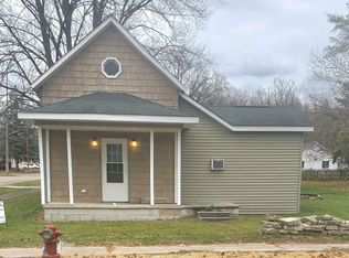 169 S Saginaw St, Montrose, MI 48457