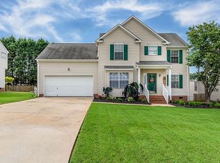 3 Ladybird Ct, Simpsonville, SC 29680
