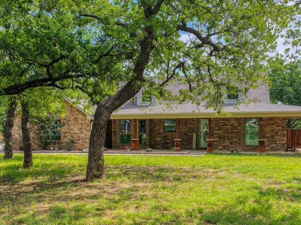 115 Deerfield Rd, Paradise, TX 76073