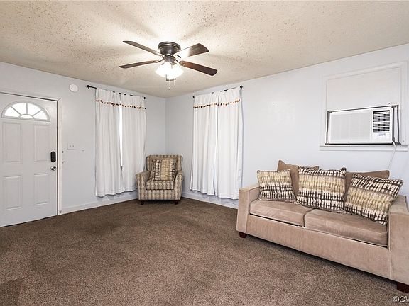 5th image of 223 Witten St