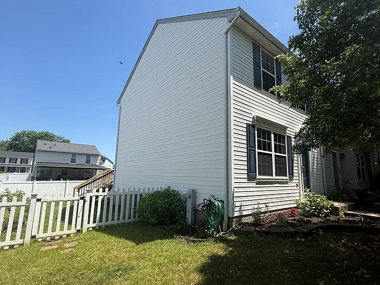 2315 Bluegrass Heights Ct — Photo 3