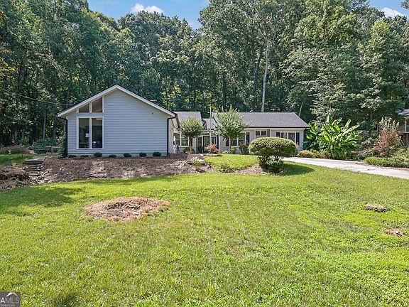 5th image of 1980 Westwood Cir SE