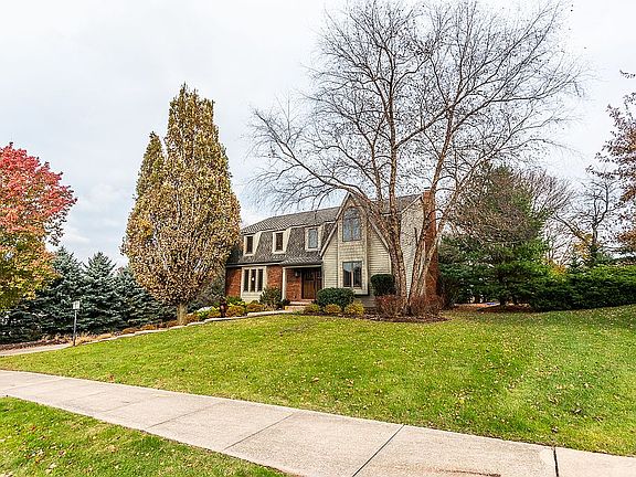 2nd image of 2602 Barnes Dr