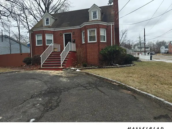 830 S Washington Ave, Piscataway, NJ 08854