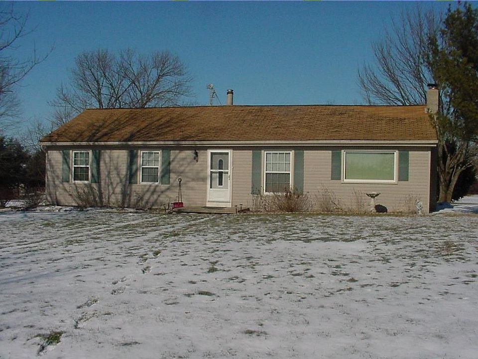 1st image of 206 S Main St