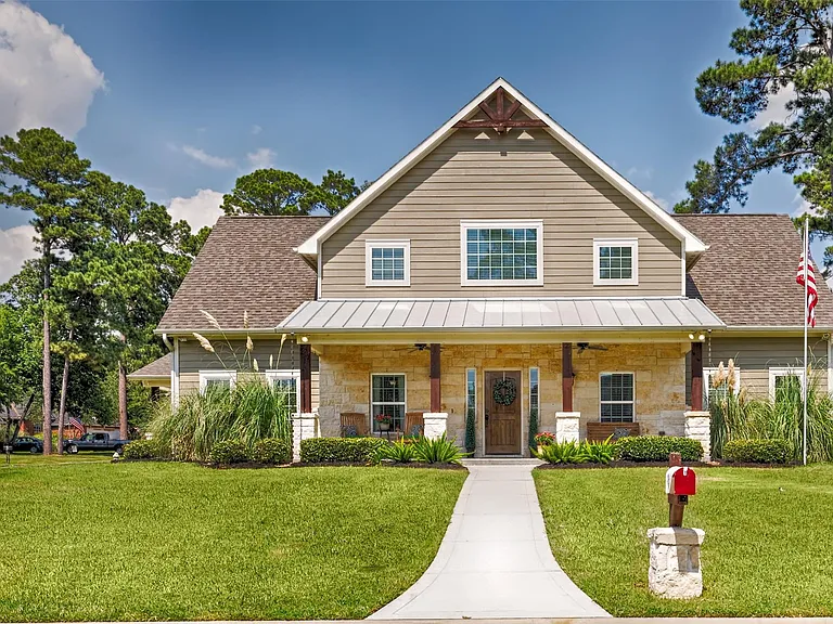 11939 Sagittarius Dr E — Photo 1