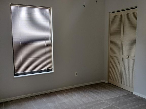 5th image of 1109 Monticello Ln APT 2