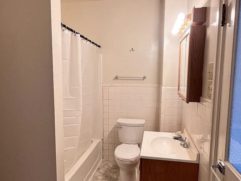 514 Pine St #2 — Photo 15