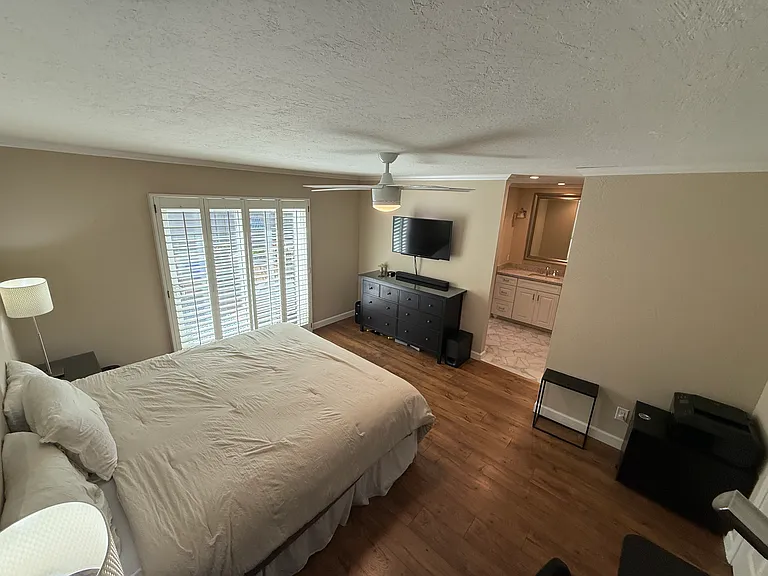 412 Sycamore Cir — Photo 8
