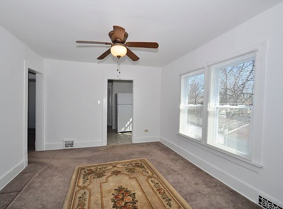 4th image of 419 N Ash St #1