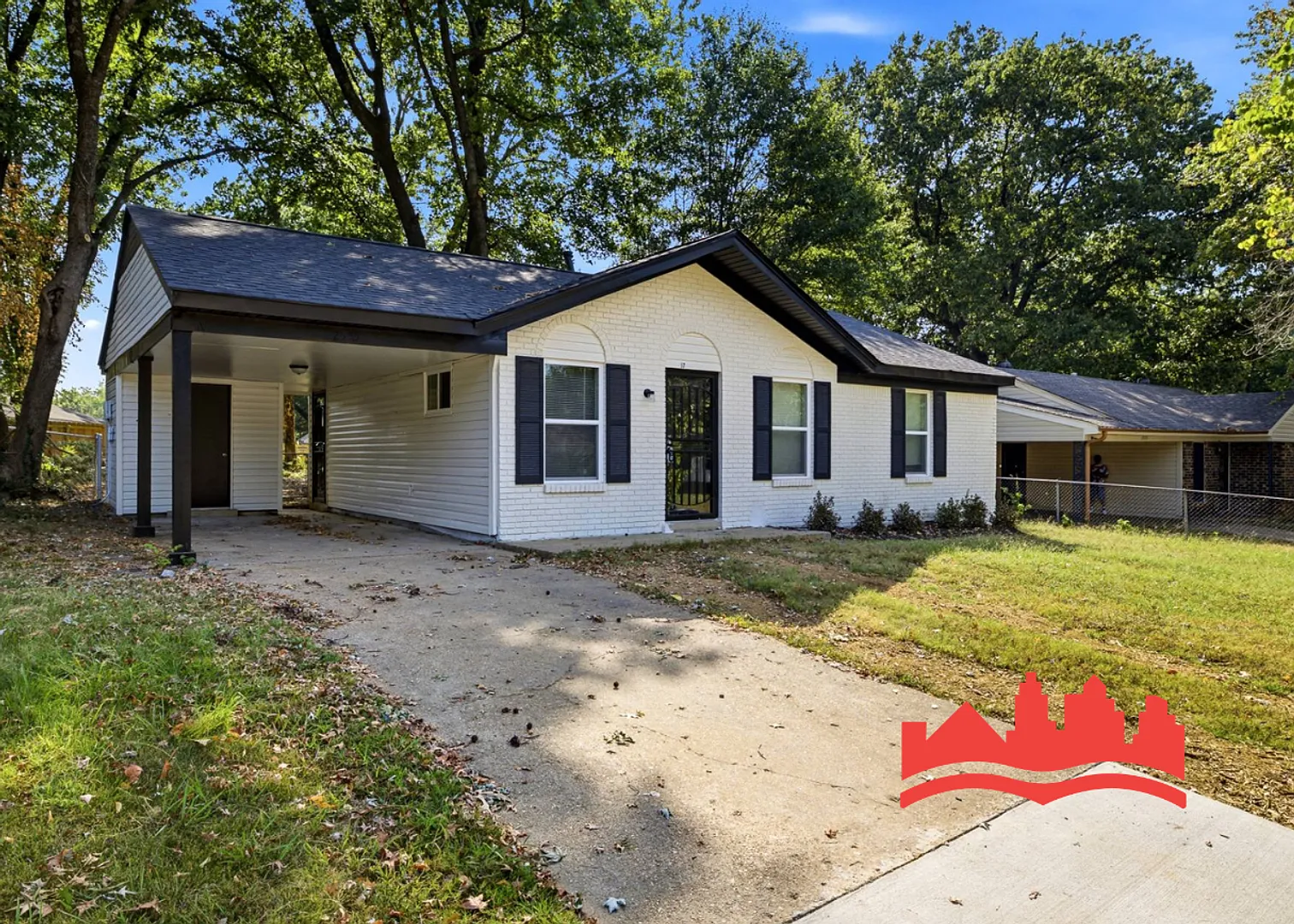Welcome to 2575 Eastbrook Drive! — Photo 3