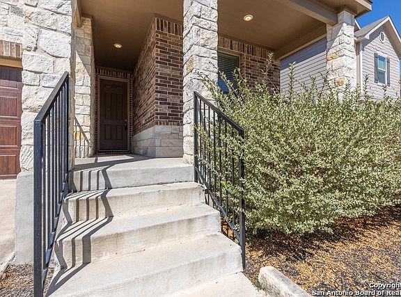 3rd image of 1411 Hawk Ct