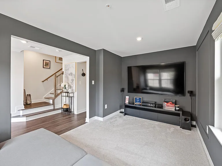 4737 Towne Park Rd — Photo 6