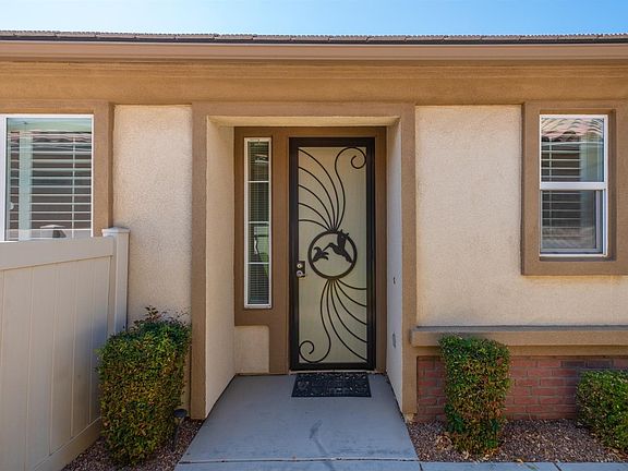 2nd image of 11075 Port Royale Ct