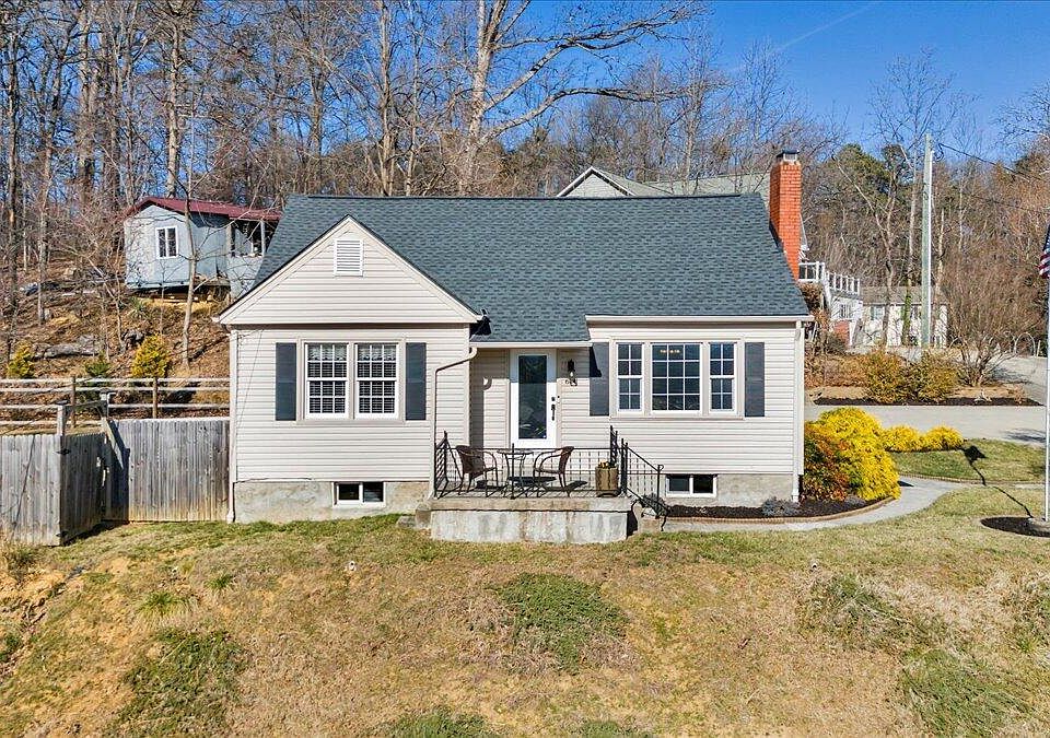 1st image of 614 Dalewood Ave