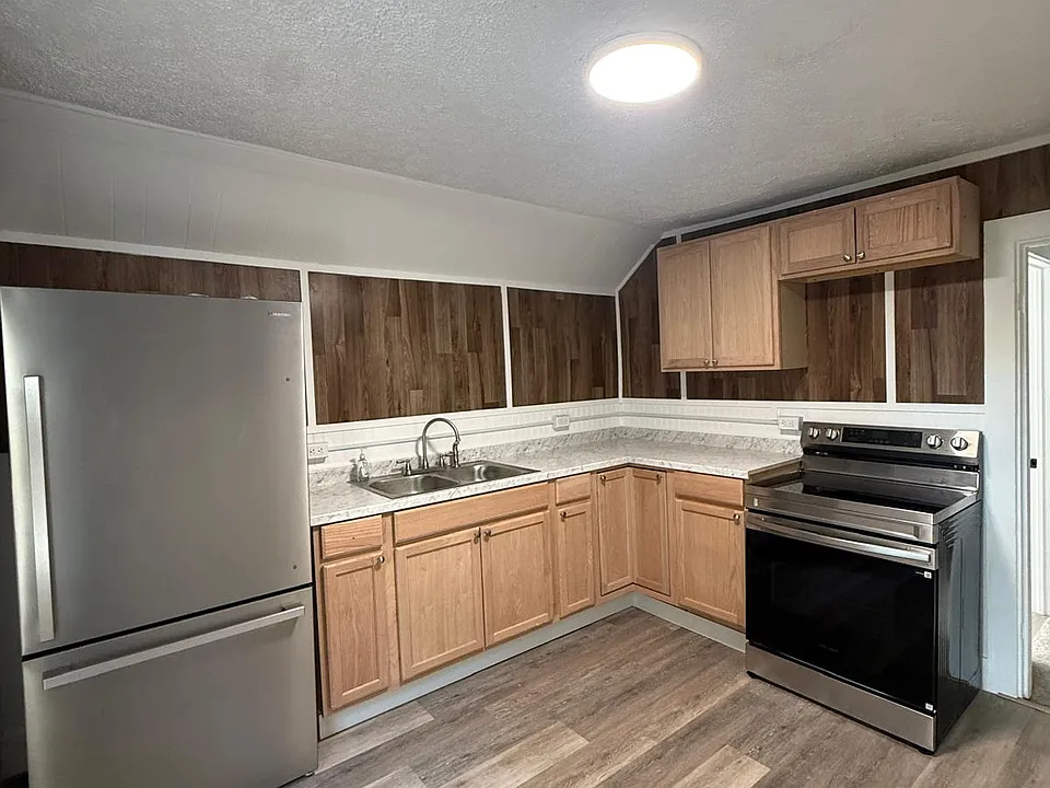 78-80 Gage St #2