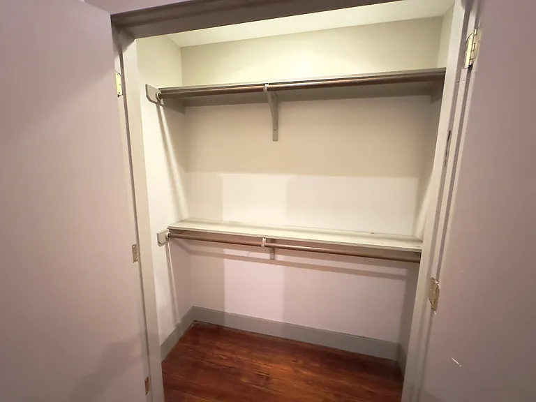 321 S Flores St #106 — Photo 9